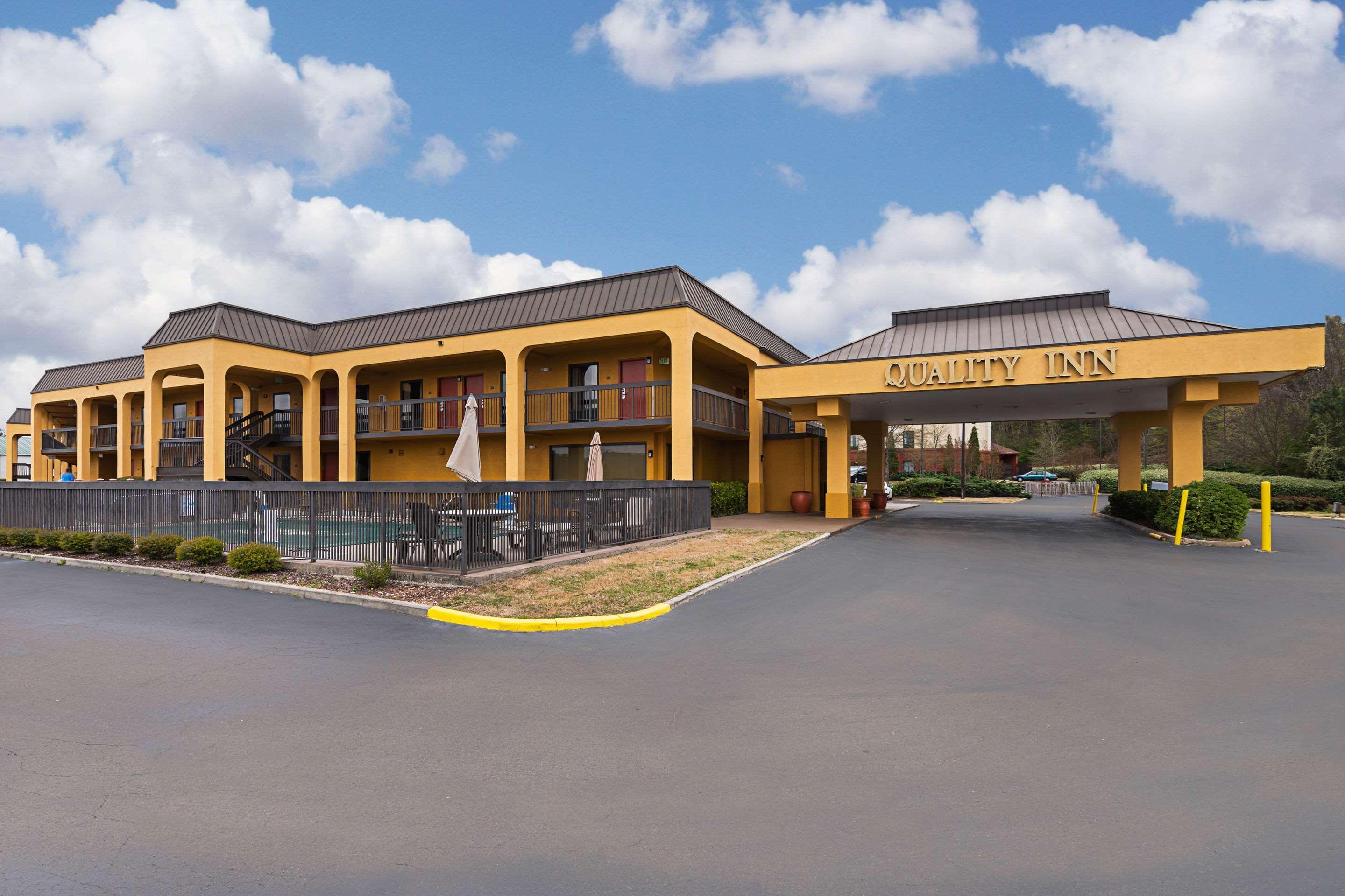 Quality Inn Airport - Southeast Irondale Exterior photo