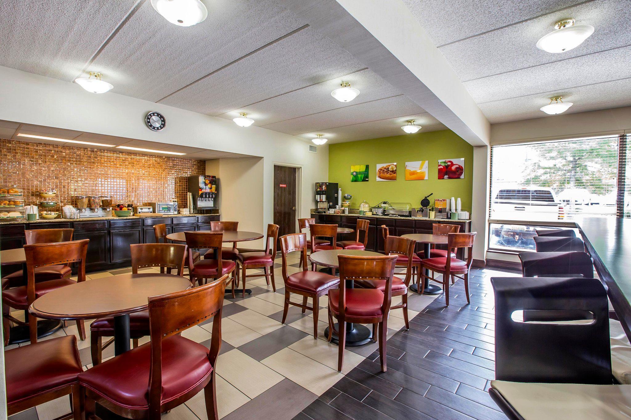 Quality Inn Airport - Southeast Irondale Exterior photo